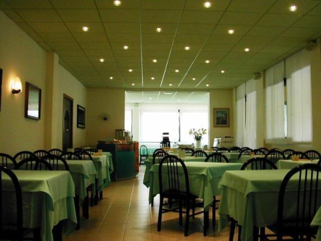 לידו די ג'סולו Albergo Dolomiti מראה חיצוני תמונה